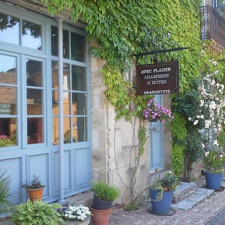 Avec Plaisir Panzió Saint-Plaisir Kültér fotó